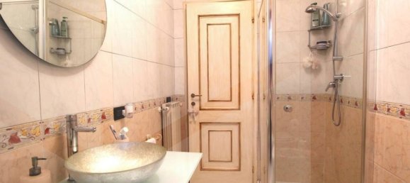 Дом с 6 комнатами в Кальчиная, Италия № 18272 38