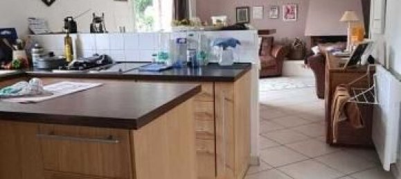 3 bedrooms House in Fontainebleau, France No. 331280 5