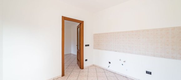 Apartamento de 5 habitaciónes en Saluzzo, Italy No. 213605 15