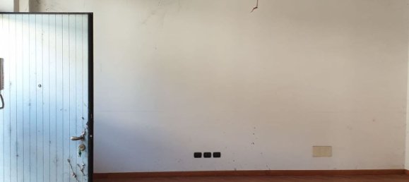 Dúplex de 3 habitaciónes en Castano Primo, Italy No. 22924 8