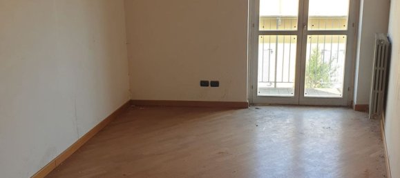 Dúplex de 3 habitaciónes en Castano Primo, Italy No. 22924 21