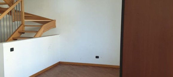 Dúplex de 3 habitaciónes en Castano Primo, Italy No. 22924 7