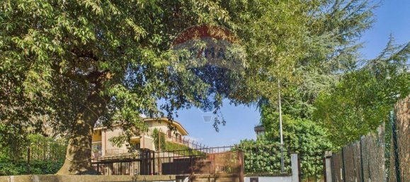 Studio in Formello, Italy, Nr. 57237 2