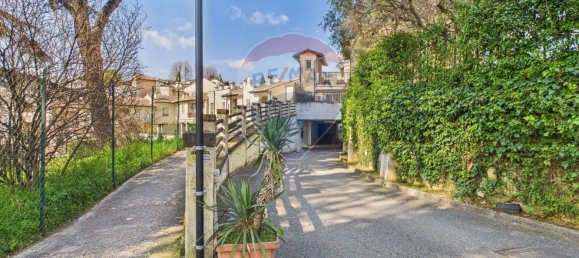 Studio in Formello, Italy, Nr. 57237 3