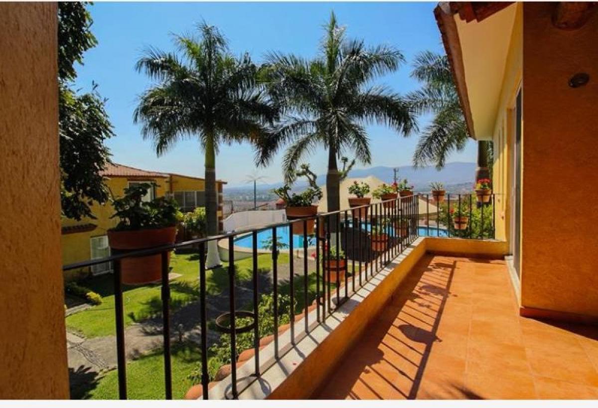 4 bedrooms House in Morelos, Mexico No. 186675