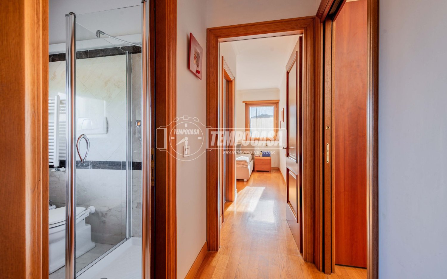 3 rooms Apartment in Rome, Italy No. 305148