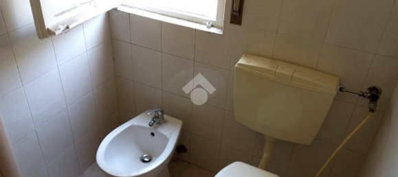 Oficina en Parma, Italy 35 m² No. 146674 11