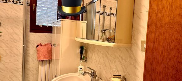 6 rooms House in Ascoli Piceno, Italy No. 166491 26