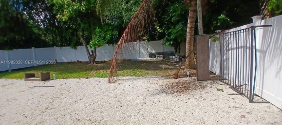 5 dormitorios villa en venta en Miami, Miami-Dade, Florida, USA № 615782 6