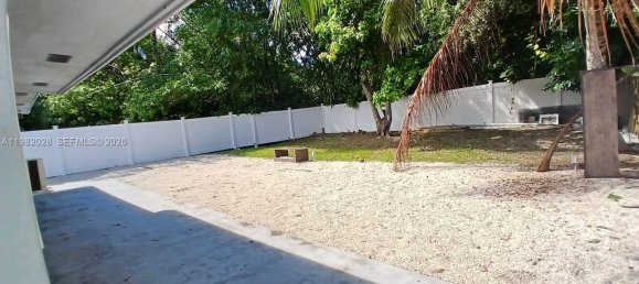 5 dormitorios villa en venta en Miami, Miami-Dade, Florida, USA № 615782 5