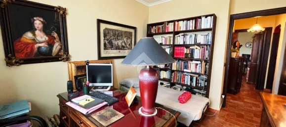 Квартира с 2 спальнями в Пеша, Италия № 266050 19