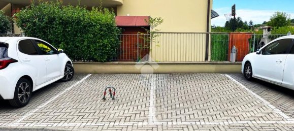 Квартира с 2 спальнями в Пеша, Италия № 266050 24