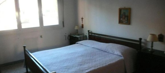 4 rooms Apartment in Carrara, Italy No. 113846 14