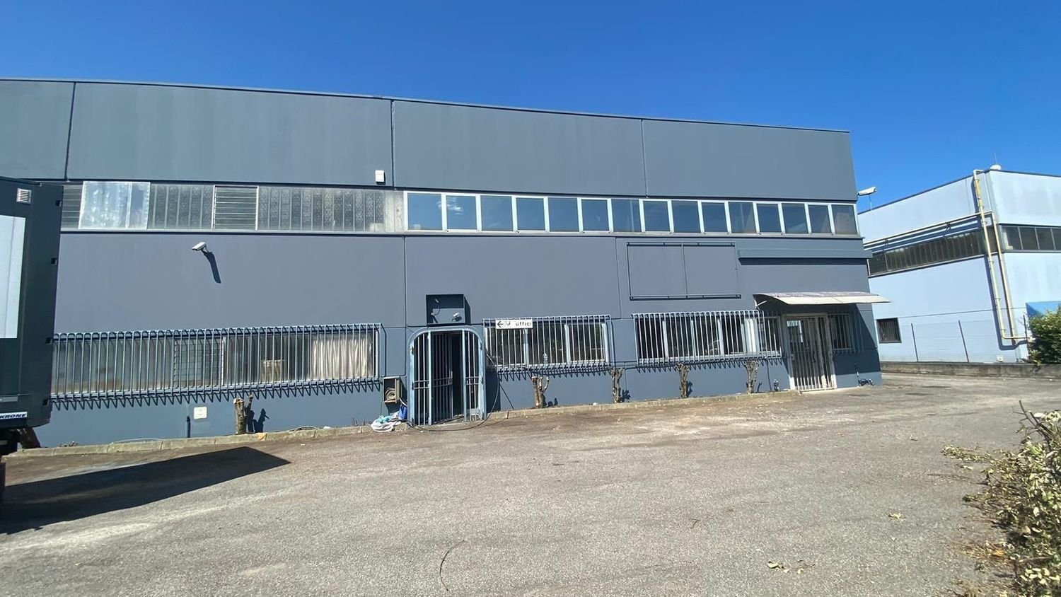 Entrepôt à Cazzago San Martino, Italy 1810m² No. 45903