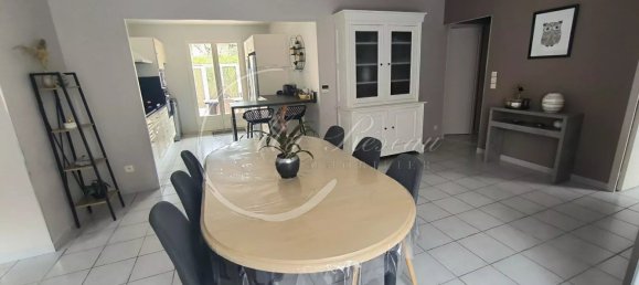 3 bedrooms Villa in Lezignan-Corbieres, France No. 322001 2