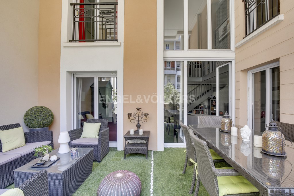 4 Schlafzimmer Doppelhaus in Courbevoie, France, Nr. 352139