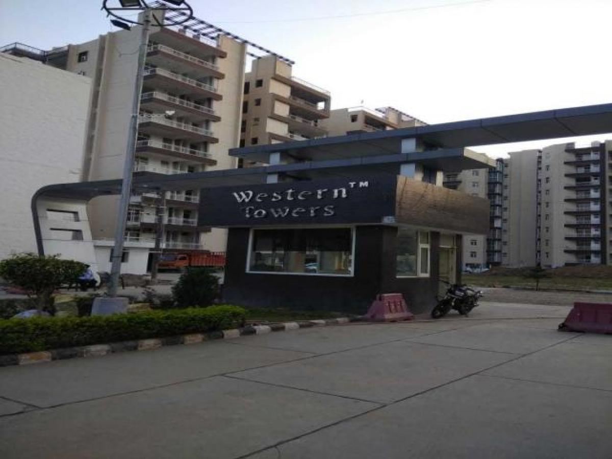 3 bedrooms House in Mohali, India No. 5932