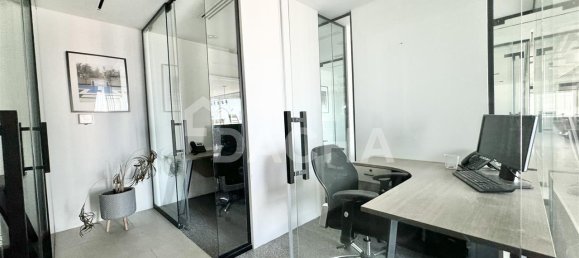 1 room Office in Al Barsha, UAE No. 27447 10