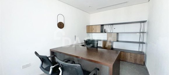 1 room Office in Al Barsha, UAE No. 27447 4