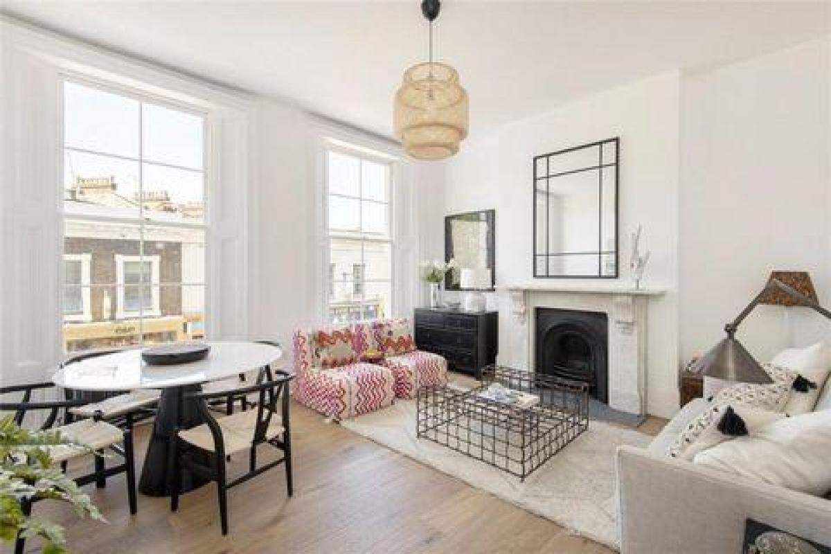 Apartamento de 3 dormitorios en London, United Kingdom No. 681