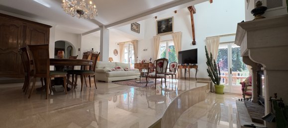 Casa de 4 dormitorios en Cote-d'Or, France No. 278867 2