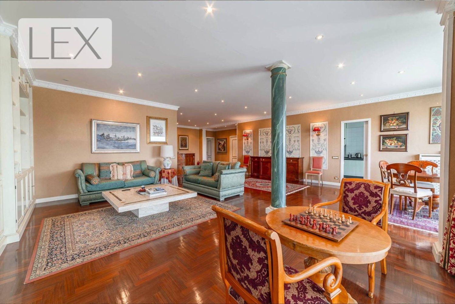 4 Schlafzimmer Wohnung in Rome, Italy, Nr. 391000