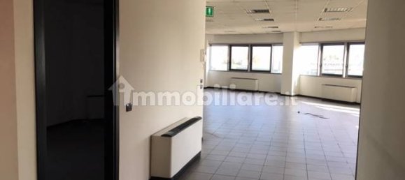 Oficina de 5 habitaciónes en Rho, Italy No. 295239 24