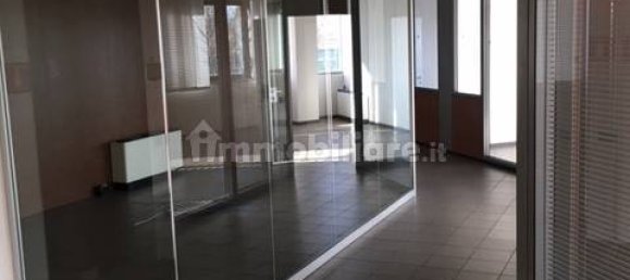 Oficina de 5 habitaciónes en Rho, Italy No. 295239 14