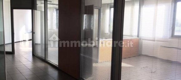 Oficina de 5 habitaciónes en Rho, Italy No. 295239 15