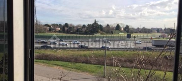 Oficina de 5 habitaciónes en Rho, Italy No. 295239 27