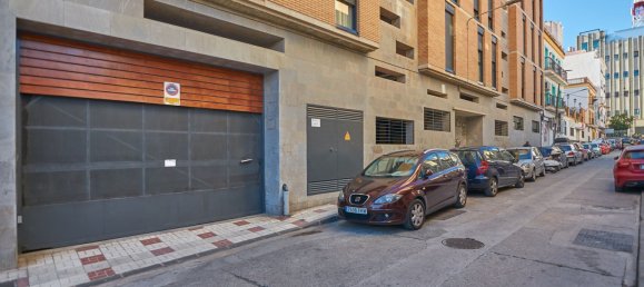 3 bedrooms Apartment in Malaga, Spain No. 141589 7