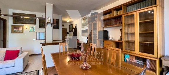 4 bedrooms Apartment in Verano Brianza, Italy No. 362190 7