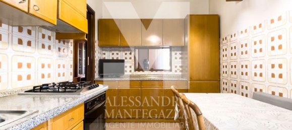 4 bedrooms Apartment in Verano Brianza, Italy No. 362190 12