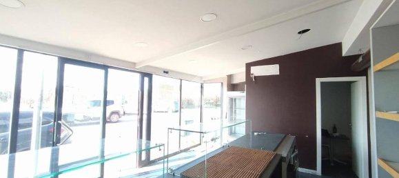 Propriété commerciale à Castel Gandolfo, Italy 85m² No. 308774 10