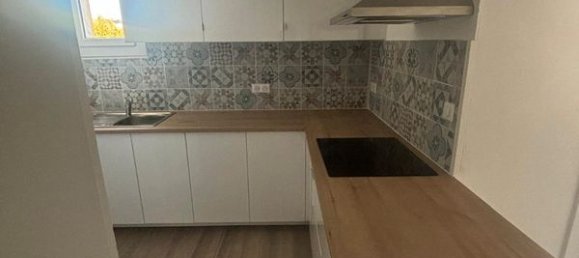 Studio in Hyeres, France No. 302505 2