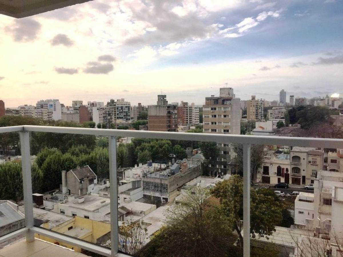 2 bedrooms Apartment in Montevideo, Uruguay No. 563