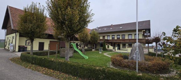 923m² Hotel in Burgkirchen, Austria No. 13679 4