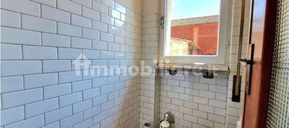 2-Zimmer Gewerbliche Immobilie in Voghera, Italy, Nr. 351361 4