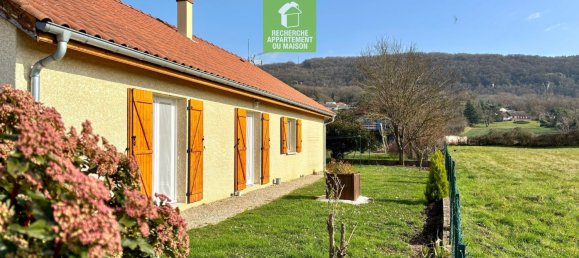 3 bedrooms House in Leyrieu, France No. 273443 2