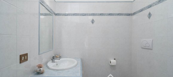 Вилла с 3 комнатами в Террачина, Италия № 167381 26