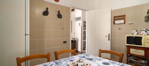 Вилла с 3 комнатами в Террачина, Италия № 167381 23