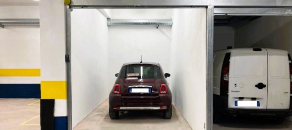 14m² Garage in Rome, Italy No. 199289 4