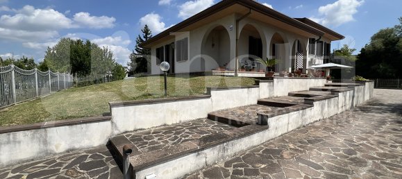 3 bedrooms Villa in Piove di Sacco, Italy No. 266824 3