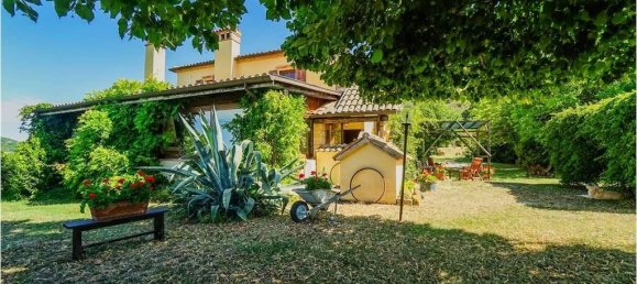 9 bedrooms House in Urbino, Italy No. 276829 3