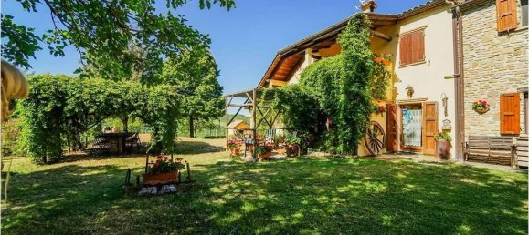 9 bedrooms House in Urbino, Italy No. 276829 2