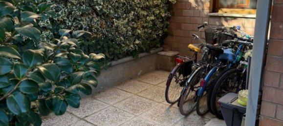 3 chambres Appartement à Follonica, Italy No. 381650 2