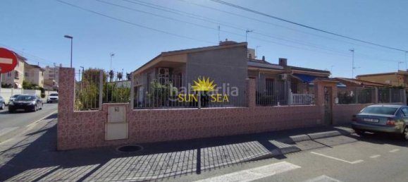 Casa de 4 dormitorios en Torrevieja, Spain No. 139482 21