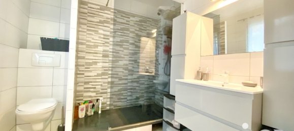 4 bedrooms House in Soissons, France No. 47404 2