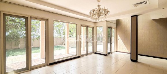 5 chambres Villa à Arabian Ranches, UAE No. 100057 5