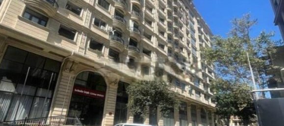 Propiedad comercial en Sabail, Azerbaijan 405.5 m² No. 1099 3